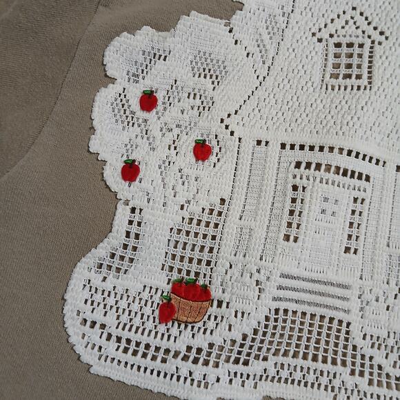 Jerzees Large Tan APPLE THEMED Sweatshirt Lace House Appliqué HANDMADE cot/poly - Picture 3 of 11